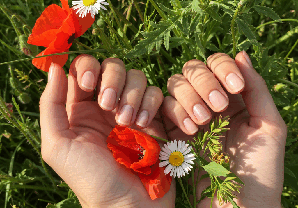 nails